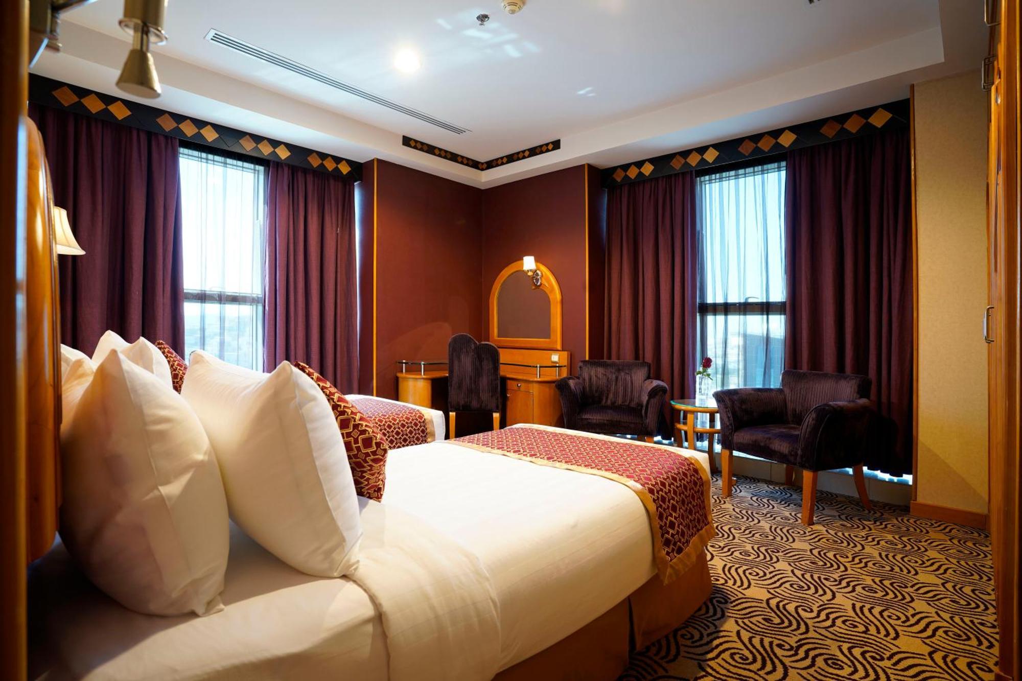 Awaliv International Hotel Ta'if Bilik gambar A room at the hotel