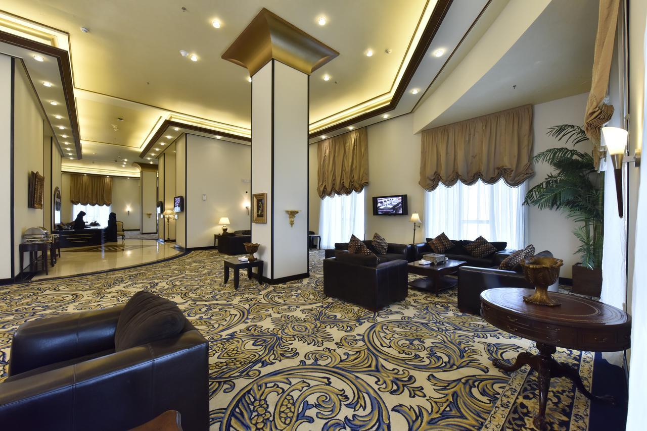 Awaliv International Hotel Ta'if Luaran gambar The lobby of the hotel