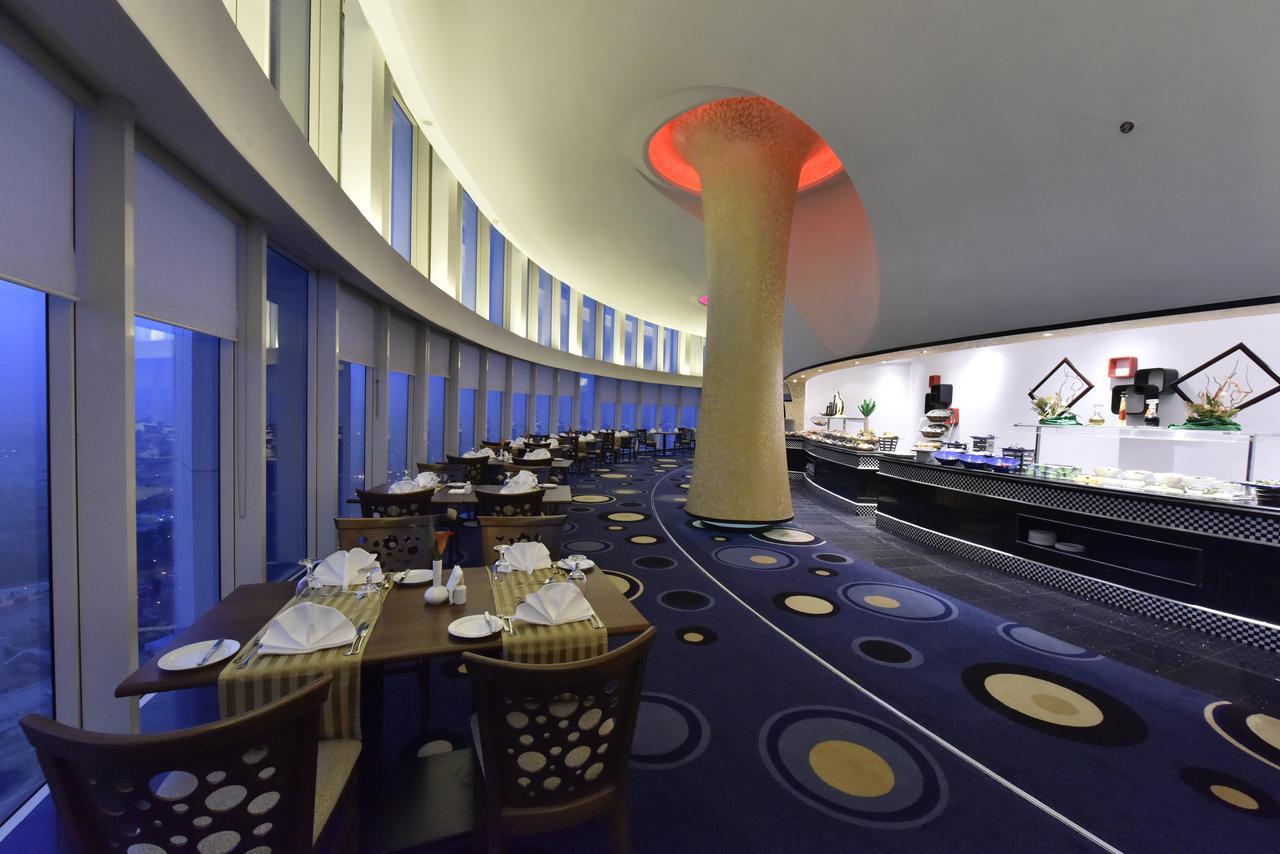 Awaliv International Hotel Ta'if Luaran gambar The 360 Restaurant