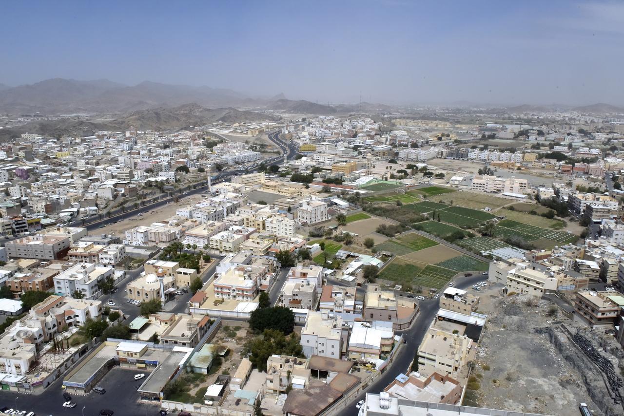 Awaliv International Hotel Ta'if Luaran gambar Aerial view of the city