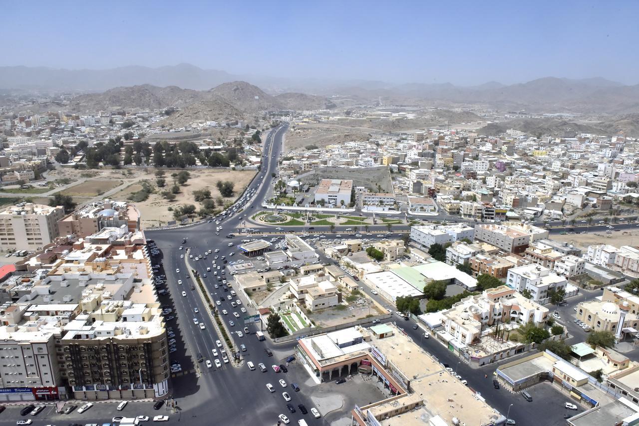 Awaliv International Hotel Ta'if Luaran gambar Aerial view of Makkah